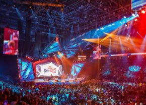 Chọn đèn sân khấu phù hợp cho quán bar của bạn