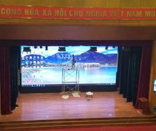 Thi công lắp đặt màn hình led hội trường